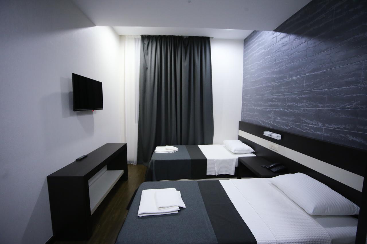 West Tower Hotel Kutaisi Eksteriør billede