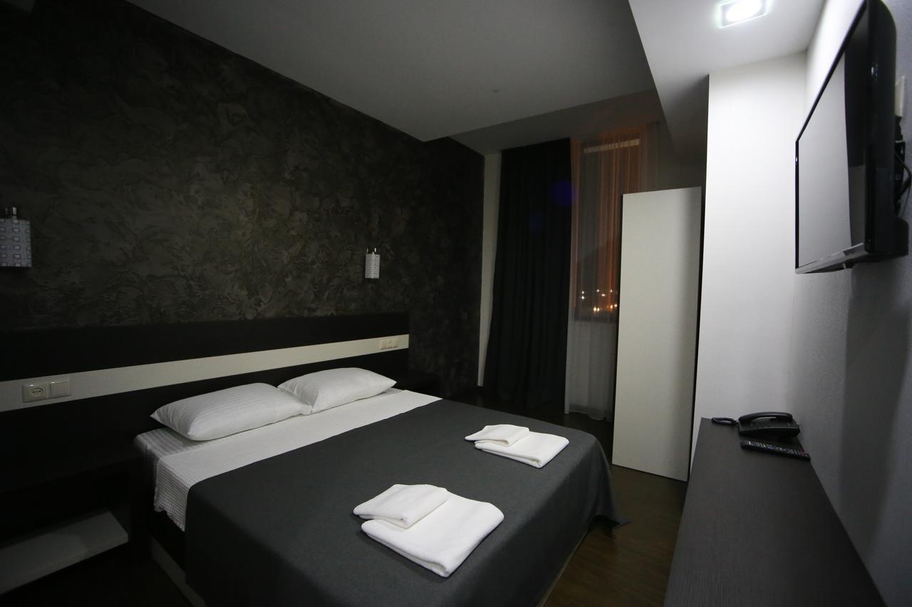 West Tower Hotel Kutaisi Eksteriør billede