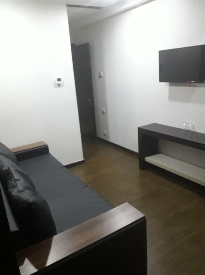 West Tower Hotel Kutaisi Eksteriør billede